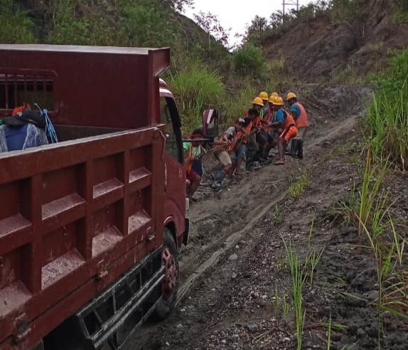 PLN Listriki 2 desa di Ambon