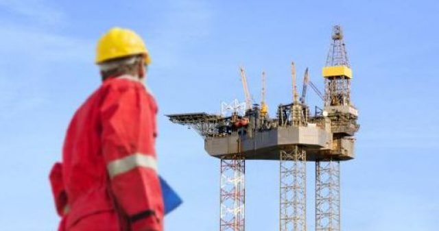 pekerja offshore