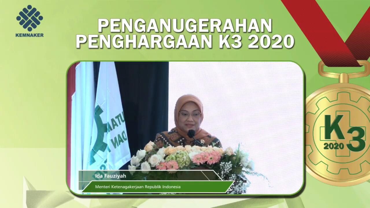 Menaker Ida Fauziah
