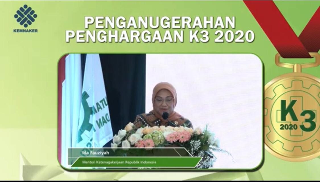Menaker Ida Fauziah