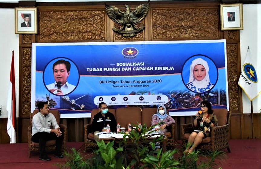 desy ratnasari