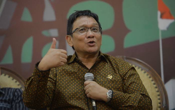 Inas Nasrullah Zubir