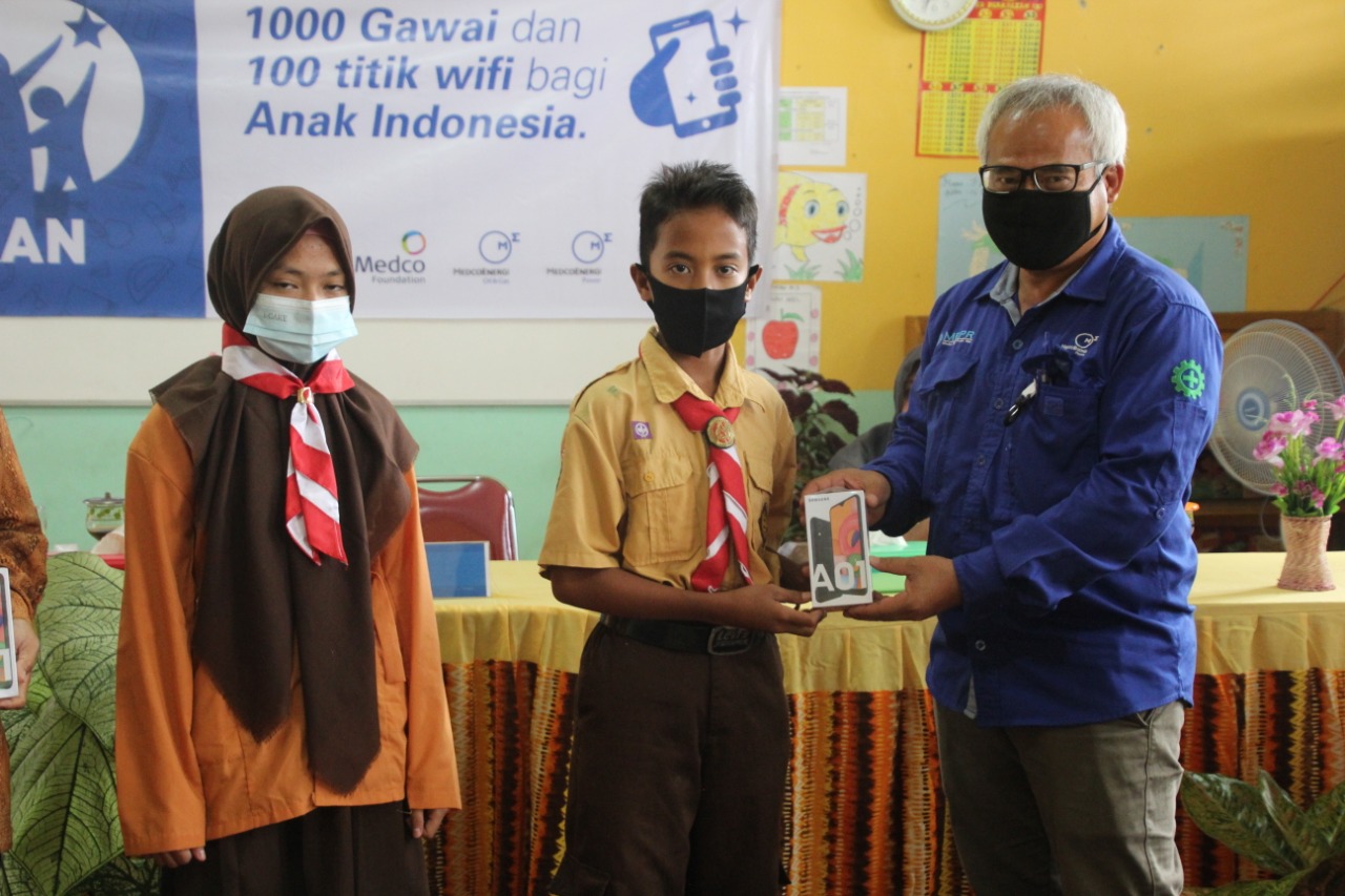 Gerakan 1000 gawai medco