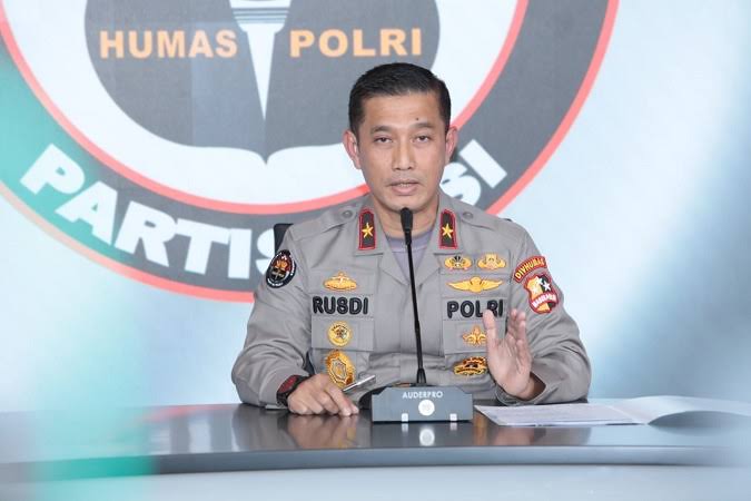 Divisi Penerangan Polri Brigjen Rusdi Hartono