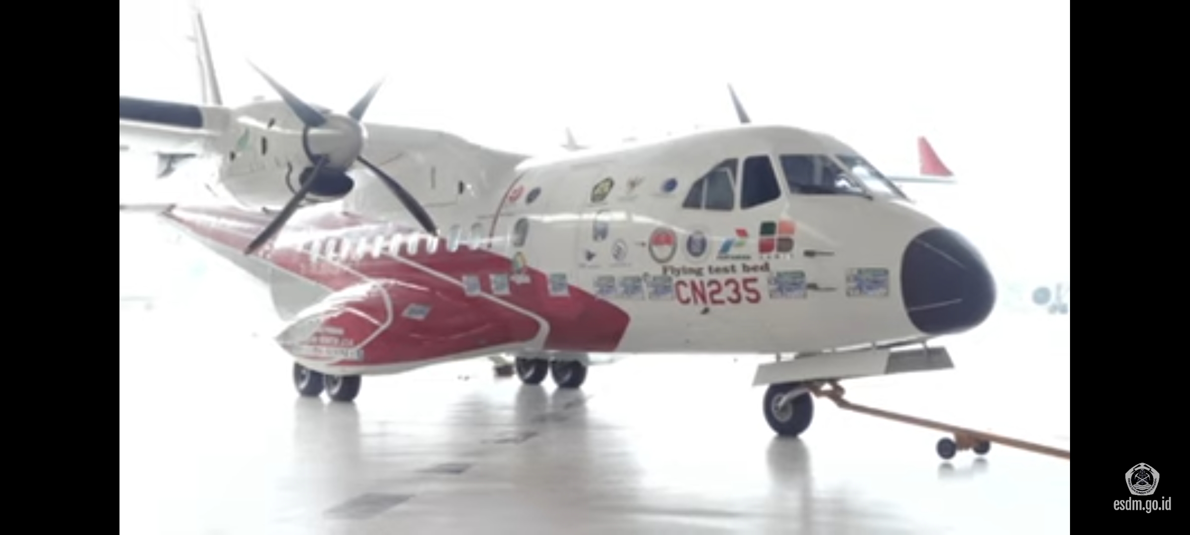 Uji coba Bioavtur pada Pesawat CN235